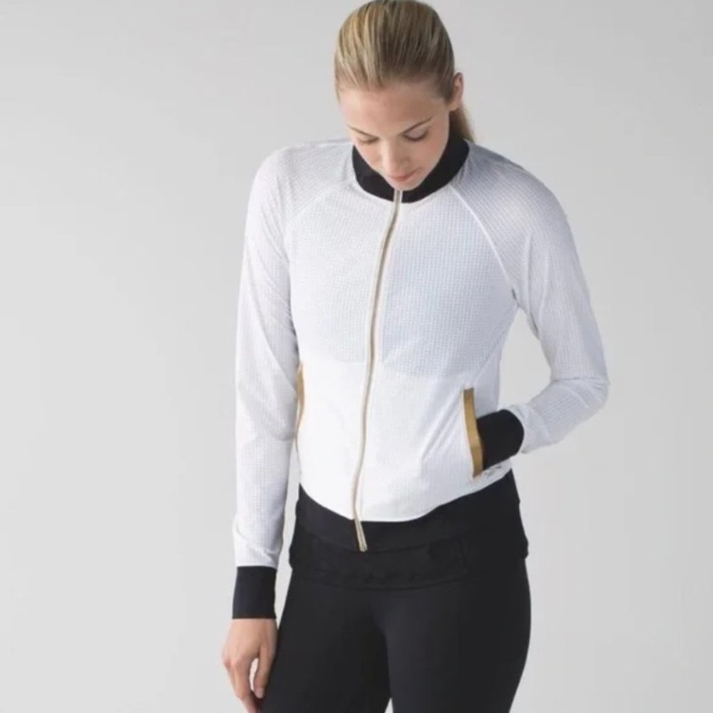 lululemon athletica White and Black Sweatshirt